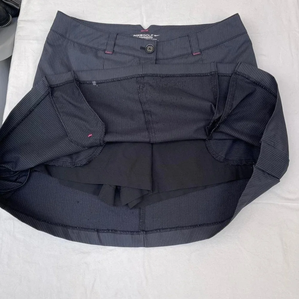 Nike grey pin striped golf skort‎